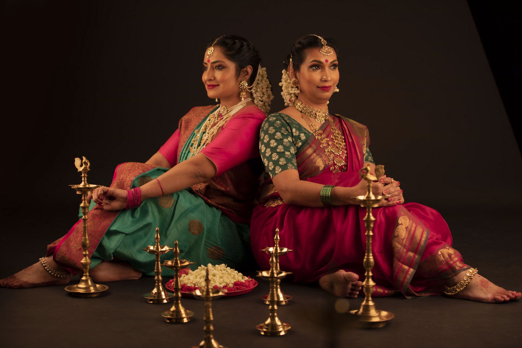 Utilising a unique combination of Bharatanatyam, Kathak, narration and songs, this performance delves deeper into each psychological state that underpins the character types of these eight classifications of nayika.