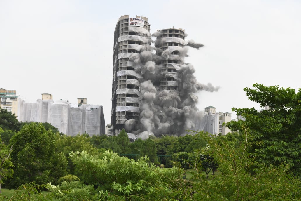 Over 3,700 kg of explosives was loaded into the twin towers and an area of roughly 500 square metres around them has been converted into an exclusion zone, where no human, vehicle or animal was allowed.