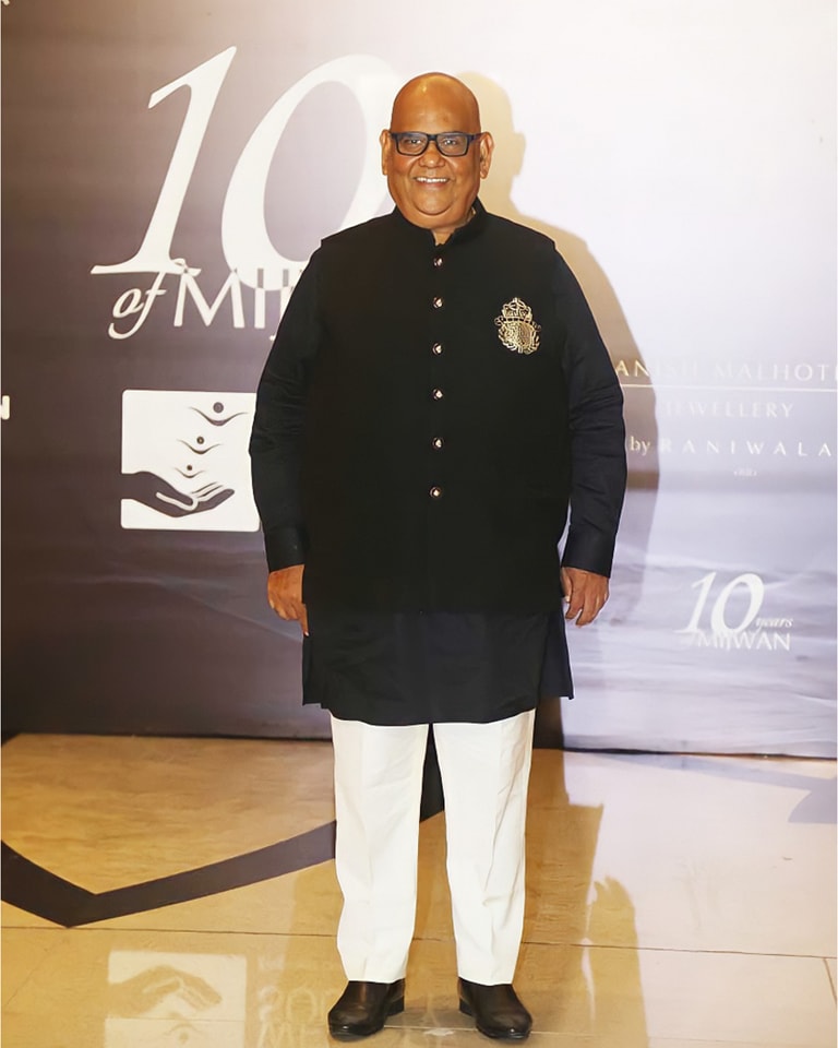 Satish Kaushik, known for his memorable comic roles in films such as “Jaane Bhi do Yaaro” and “Mr India”, was at a friend's home in Delhi when he complained about uneasiness late Wednesday night. Photo courtesy: Satish Kaushik FB Page