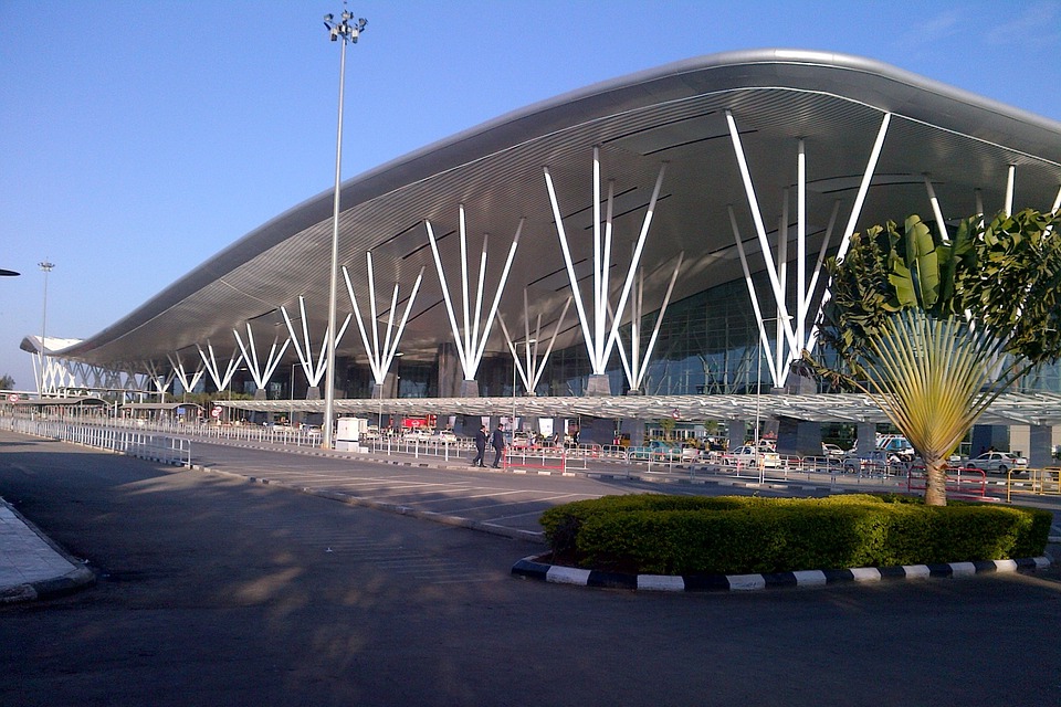 Khan added that he tried to report the matter to the airport authorities, but claimed that he got no help.