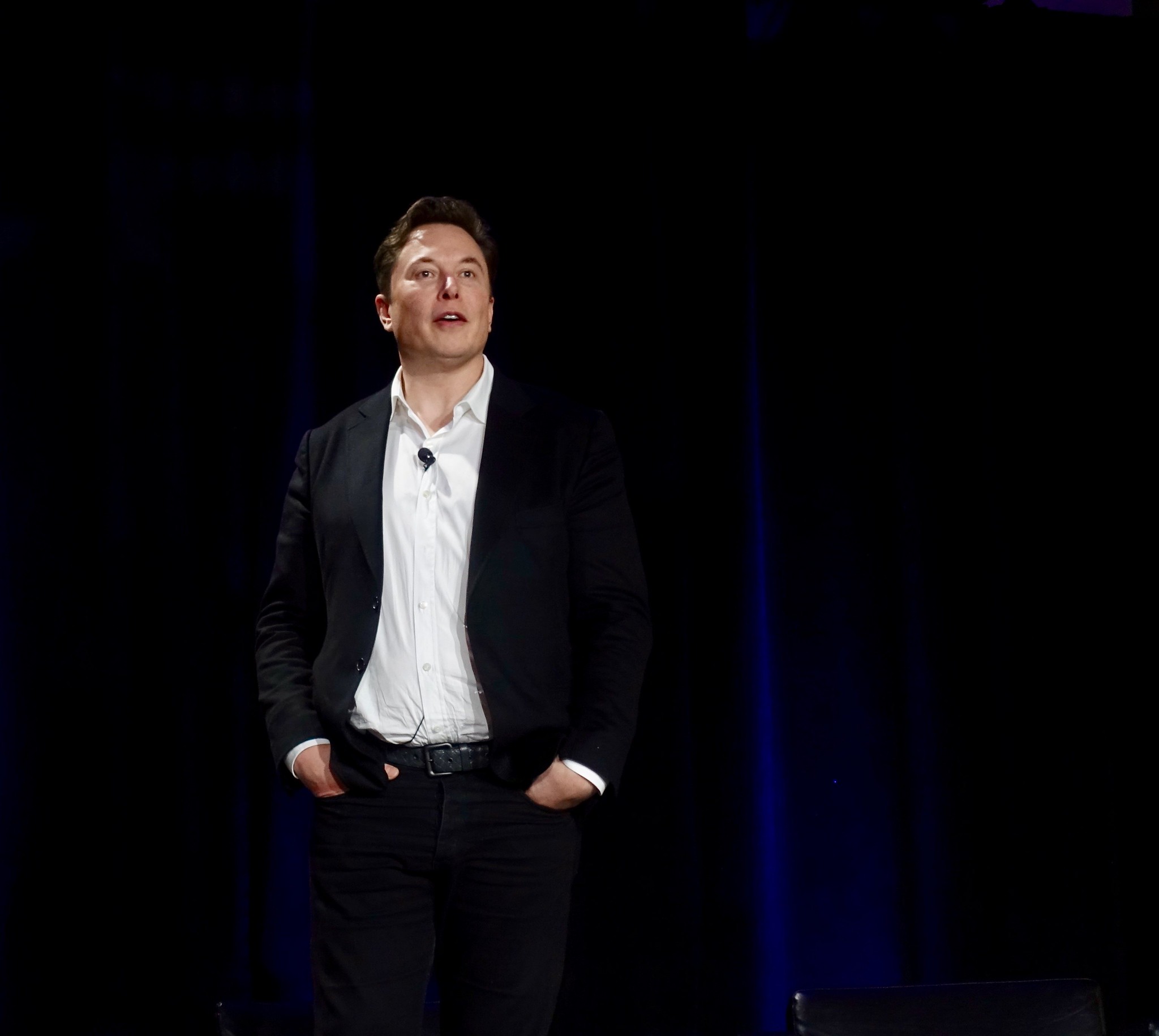 This announcement was immediately met with criticism, however, Musk brushed it off.