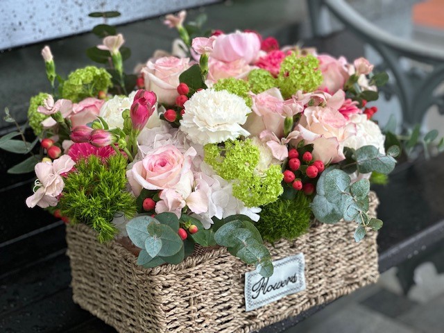 Create treasured memories with mum at  Raffles Hotel Singapore this Mother's Day.