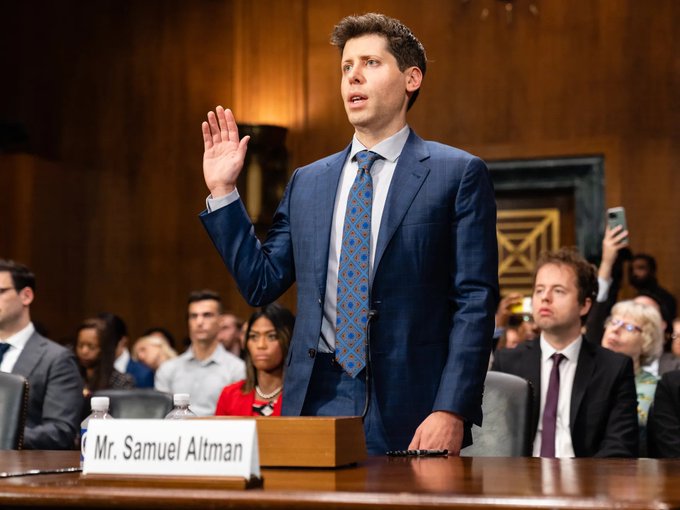 Altman used the session to urge Congress to impose new rules on big tech