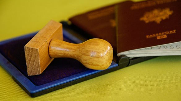 U.S. H-1B visa bill reintroduced to crackdown on work visa abuse