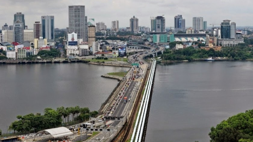 Heavy traffic expected at Tuas and Woodlands Checkpoints during Chinese New Year