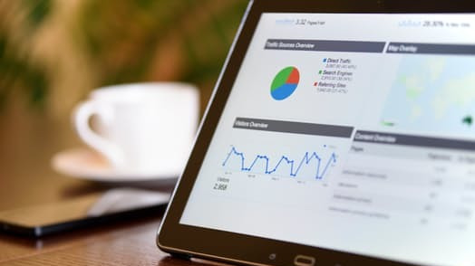 EDB Survey: Manufacturers slightly optimistic, but pessimism among services sector firms