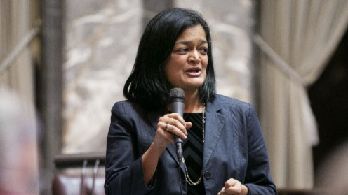 Pramila Jayapal reacts to the judgment on Trump’s travel ban
