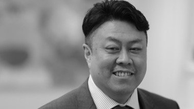 Lawyer in Singapore creates legal history, appointed as Queen’s Counsel in the UK