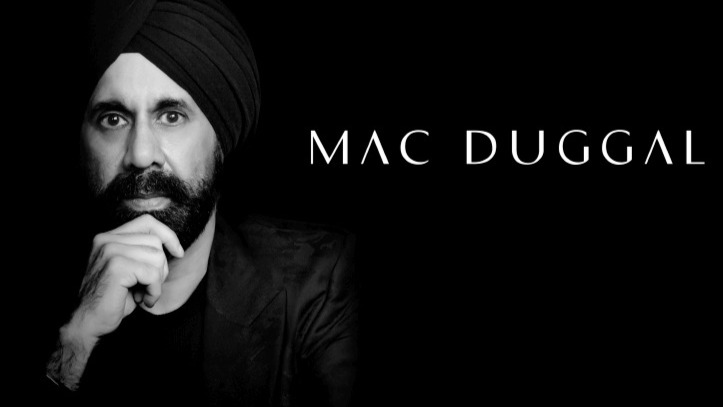 Designer Mac Duggal steals the show at New York Fashion Week