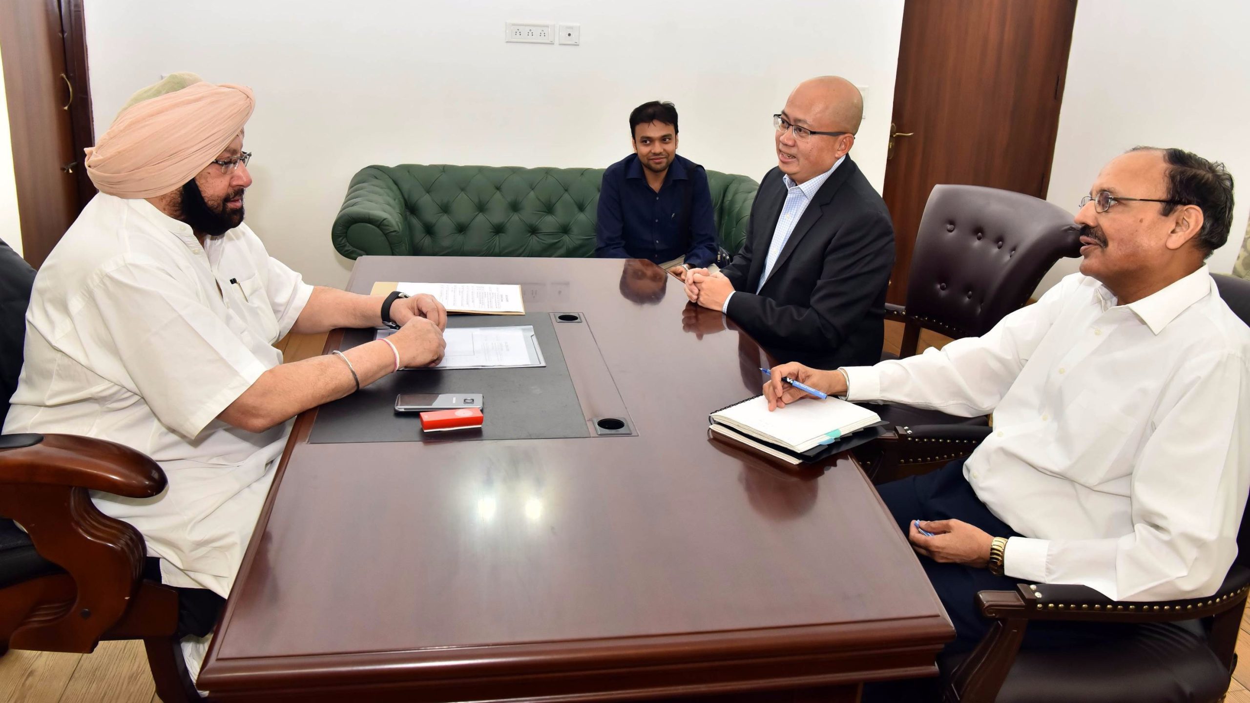 Punjab CM Amarinder seeks direct Vistara Chandigarh-Singapore flight to boost tourism