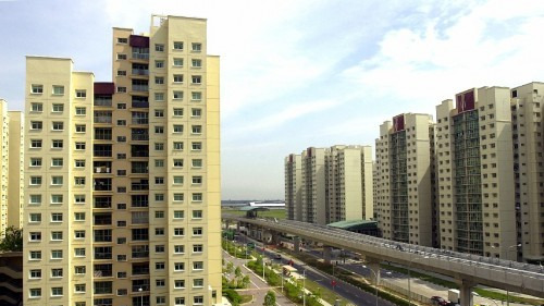 Resale prices of HDB flats fall 0.5 per cent in first quarter