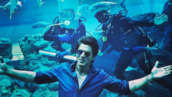 Shah Rukh Khan back in Dubai to shoot promotional #BeMyGuest film sequel