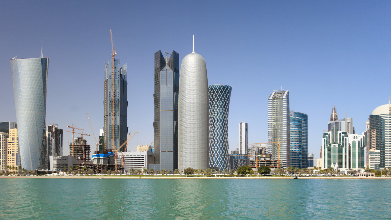Saudi Arabia,UAE put diplomatic pressure on Qatar