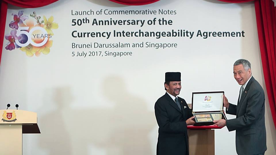 SG-Brunei commemorative notes launched to mark 50 years of currency agreement