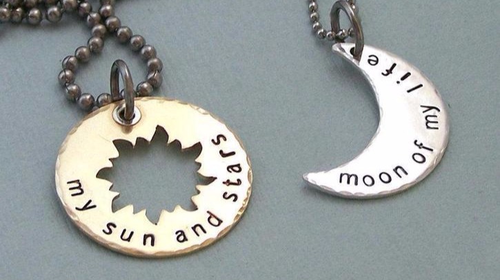 10 Game Of Thrones Memorabilia That Every Die-Hard Fan Needs To Own