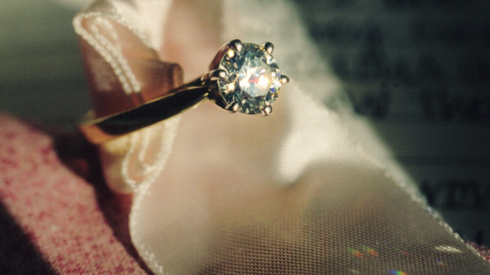 Less Singaporeans tying the knot, but divorce numbers are rising