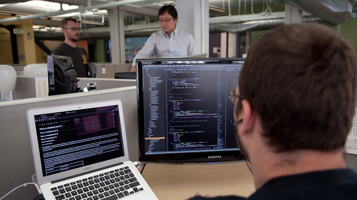 Uni students in Singapore overestimate their digital skills: Study