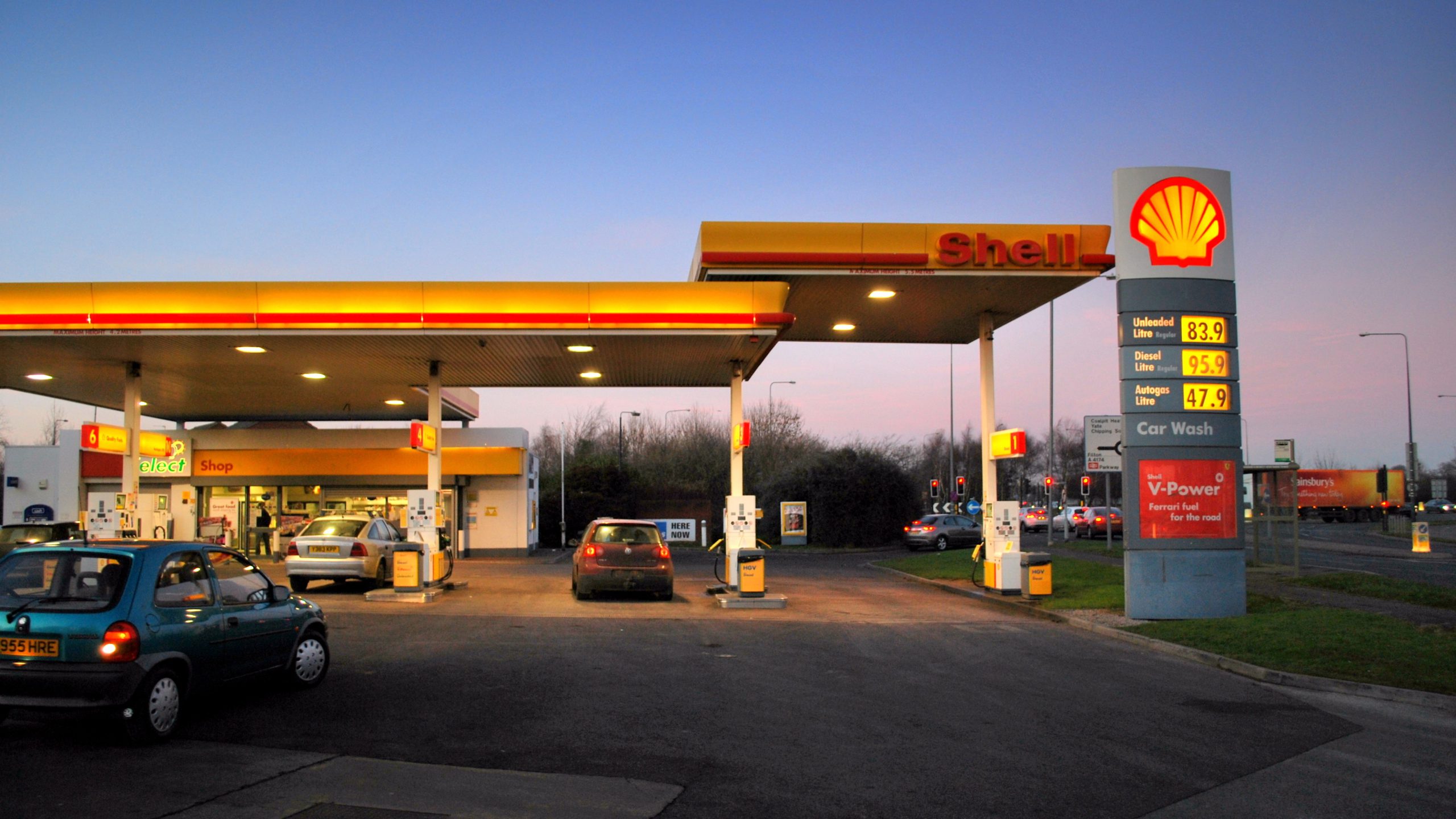 Indian-origin man charged with armed robbery at petrol station in Bukit Timah