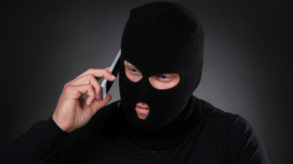 Singapore Police advise people to be wary of phone scammers posing as telecom staff