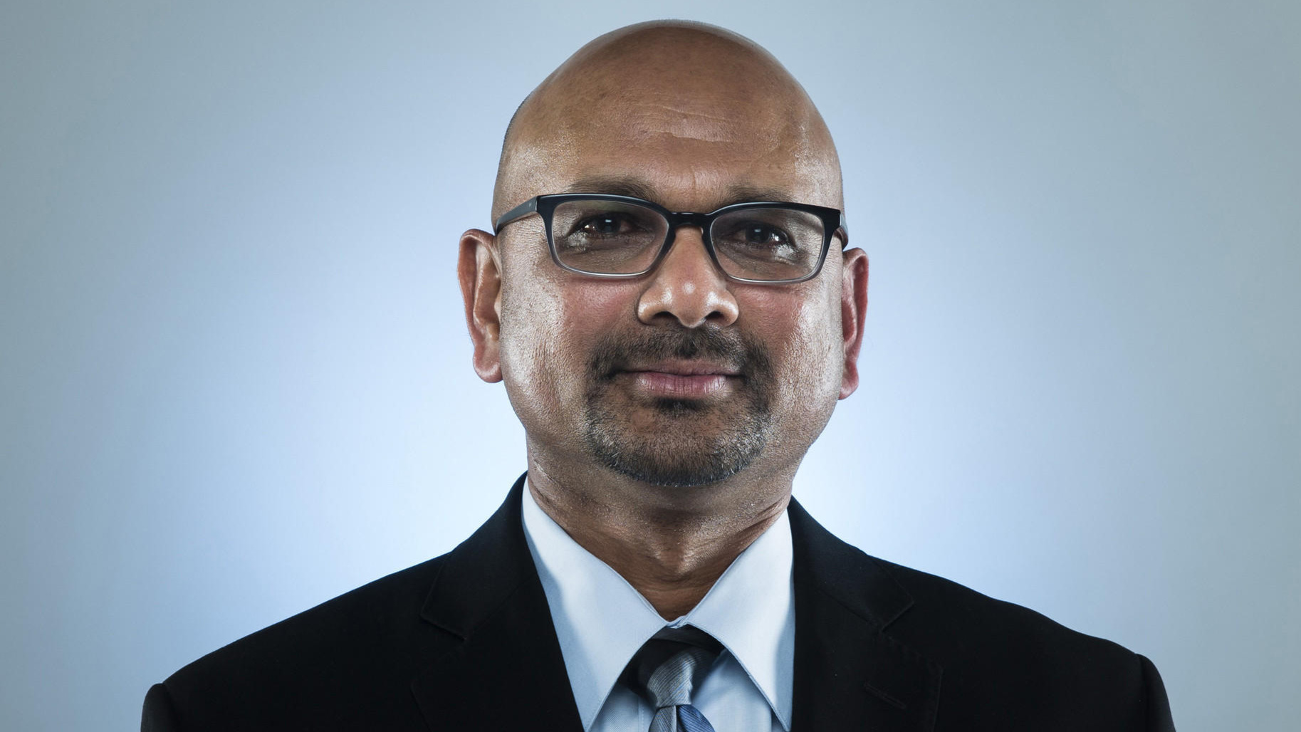 Indian-American top editor and publisher of Los Angeles Times Davan Maharaj sacked