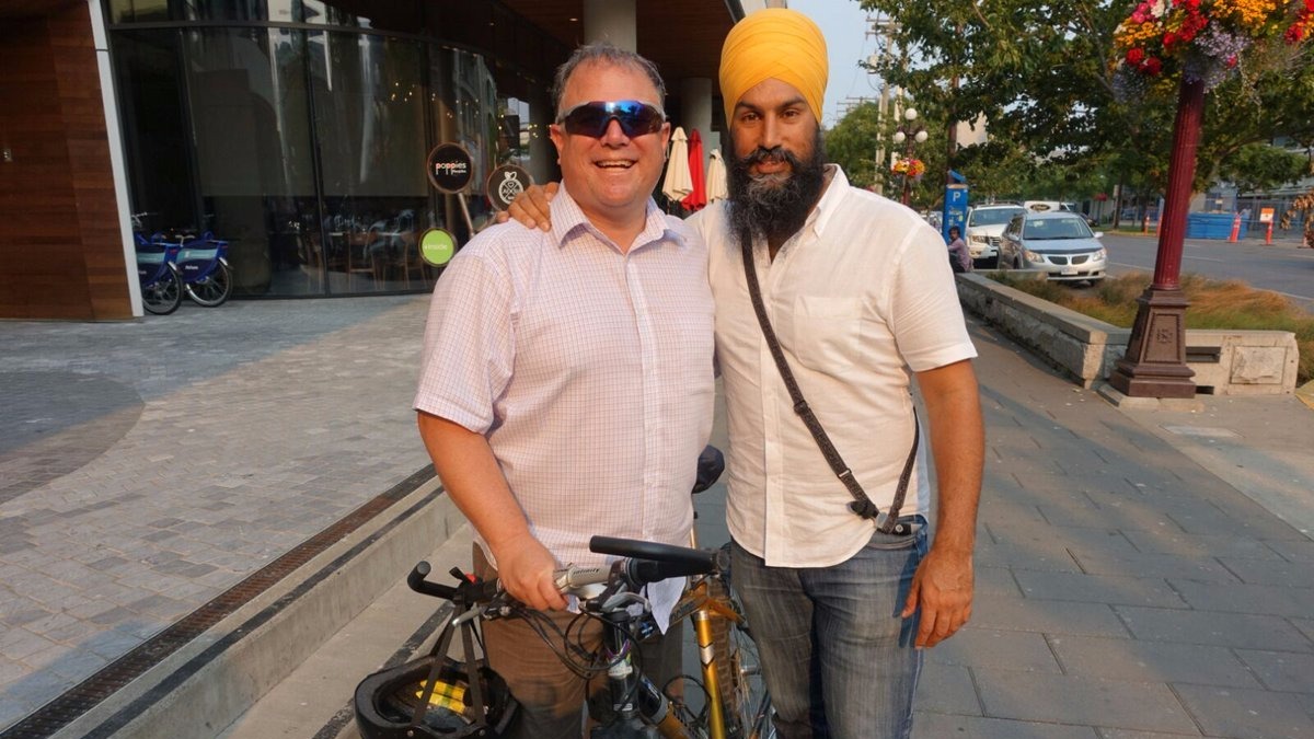 Online poll shows Jagmeet Singh faces stiff challenge to win over Canadian voters