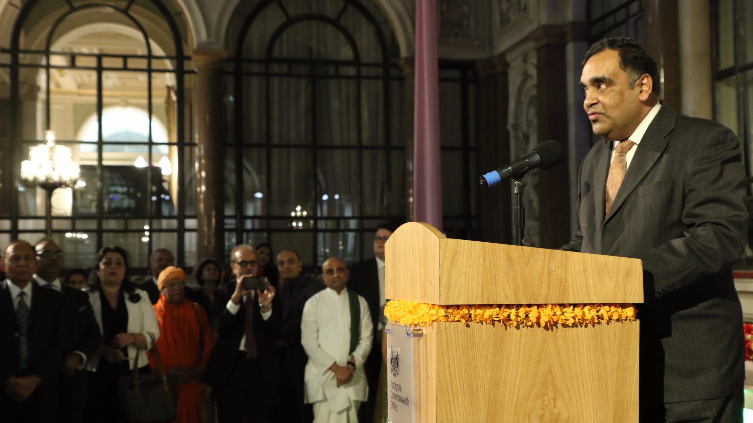 Indian envoy to UK YK Sinha, Lord Swraj Paul say recent Indian economy’s slide nothing to worry about