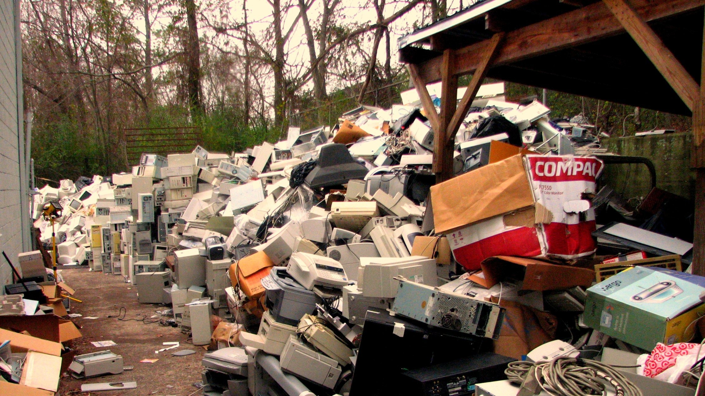 Singapore to set up e-waste management system by 2021