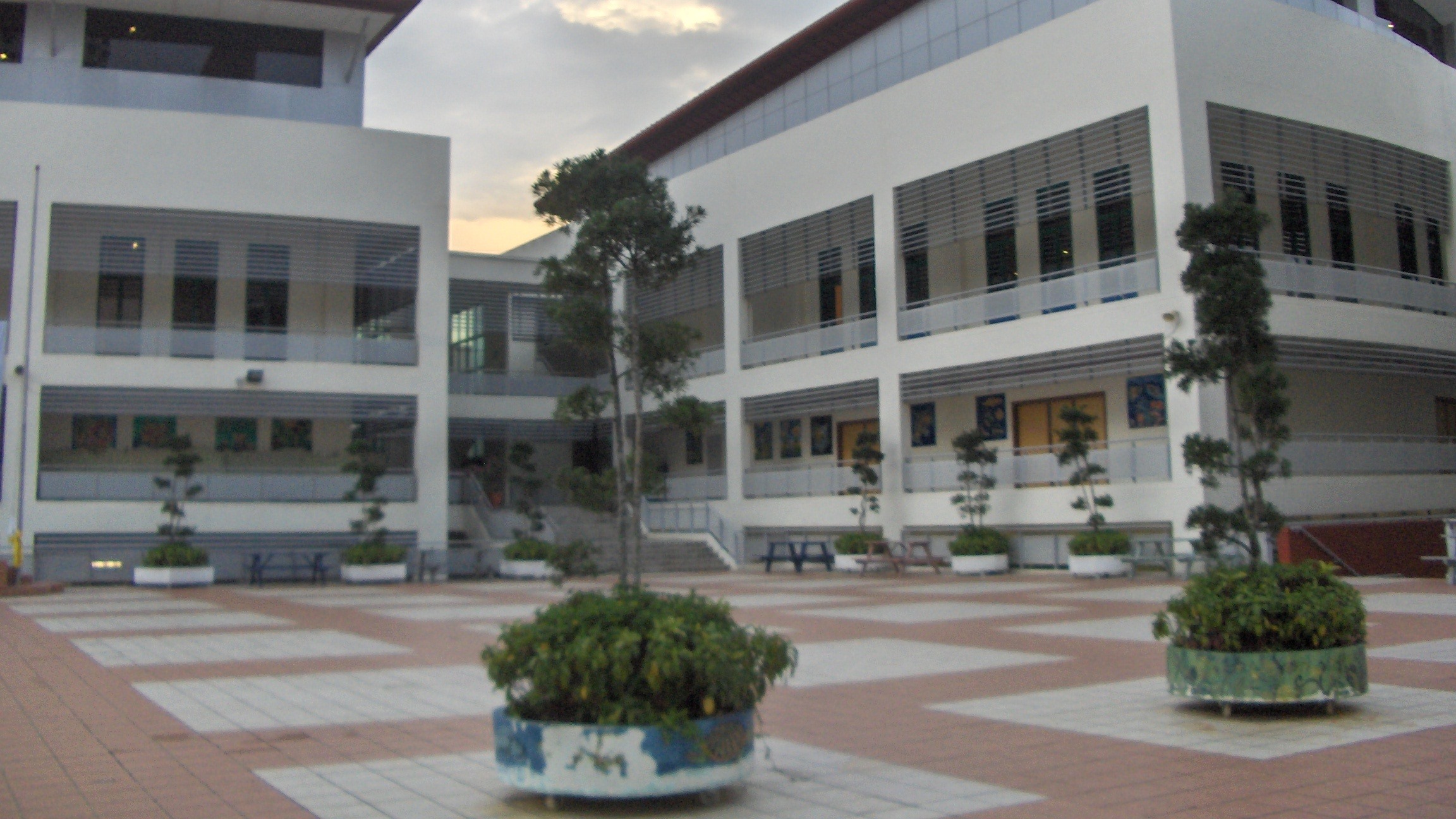 MOE computerises P1 balloting, lays out two-step registration process for international students