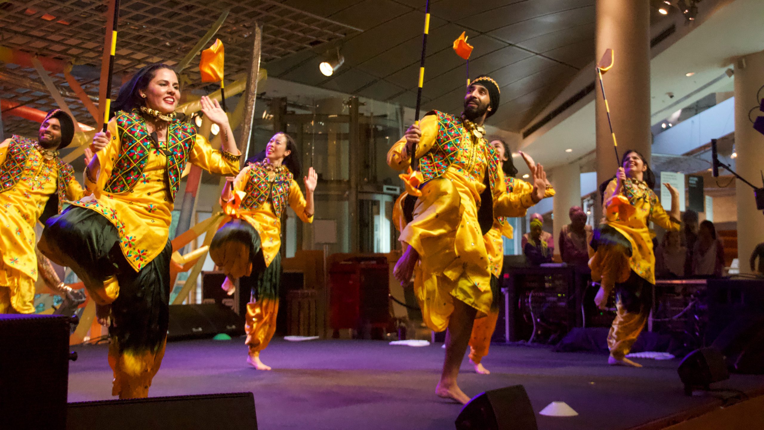 RedDot Bhangra gets 1,000 dancing to the Bhangra beat at Esplanade