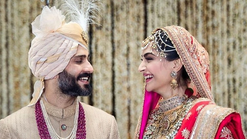 Sonam Kapoor ties the knot with Anand Ahuja