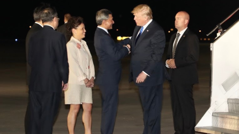 Donald Trump arrives in Singapore to participate in DPRK – USA Singapore Summit