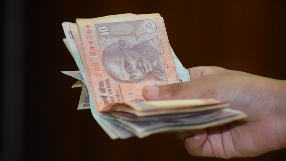 Indian govt thinking of dollar deposit scheme for NRIs to halt Rupee’s fall