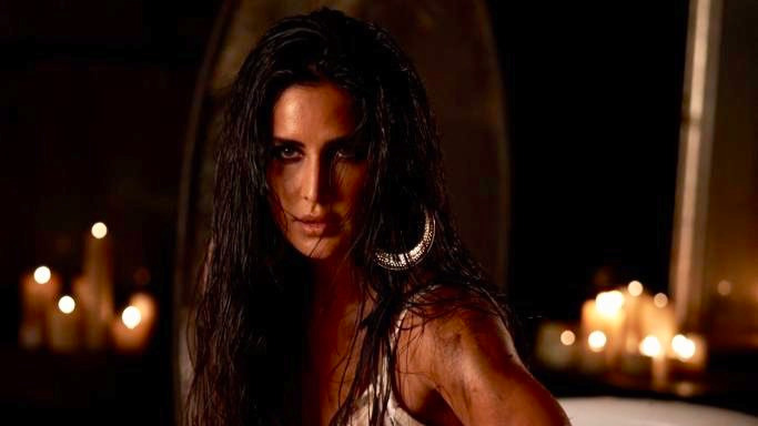 Katrina Kaif sizzles in Zero’s song Husn Parcham
