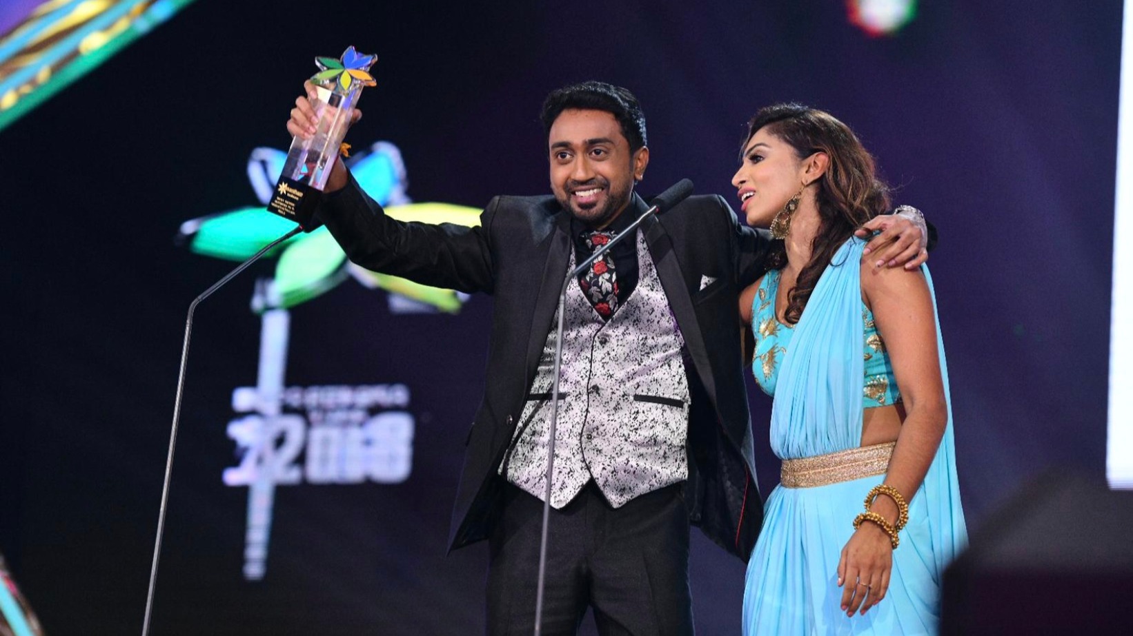 In Pics:  Pradhana Vizha 2018 honours veteran actors in local Indian TV