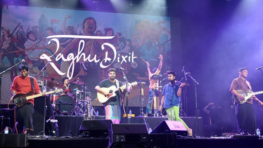 ‘Lungi’ rocker Raghu Dixit set for another sensational Singapore show