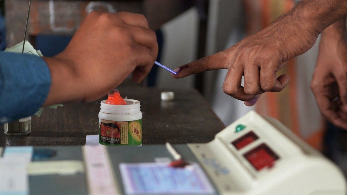 Over 90 per cent of overseas electors from Kerala, Punjab engaging over 40,000 volunteers as guides for NRIs, first-time voters
