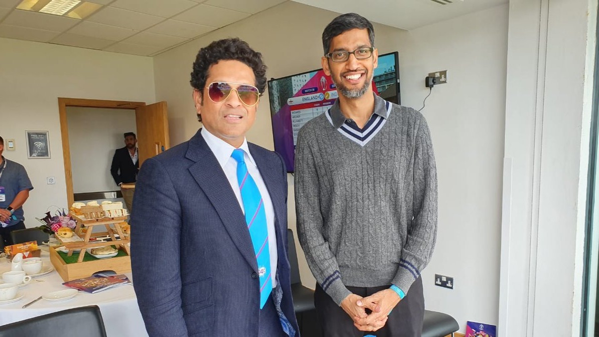 Google boss watches India vs England