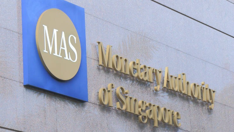 Singapore central bank to issue digital bank licences