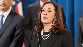 Indian-origin US Senator Kamala Harris racially targeted online