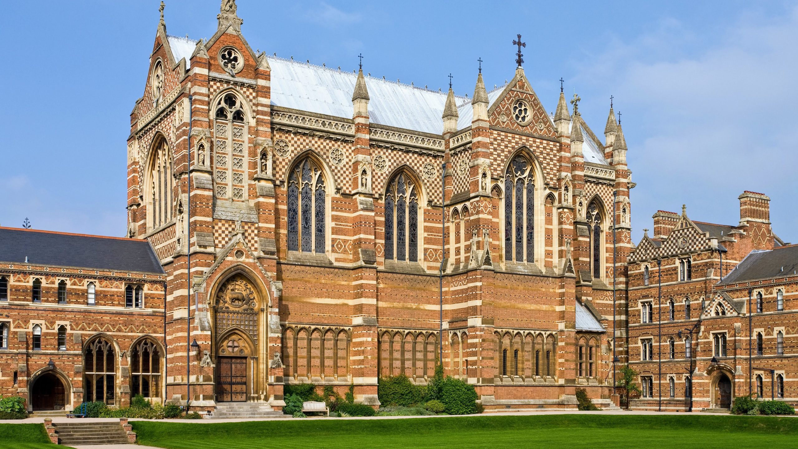 Increase in number of Indian students applying to UK universities