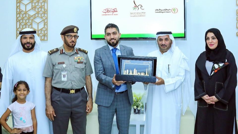 UAE gives 5-year Gold Card visas to 20 investors from across the world