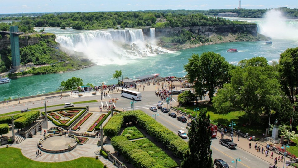 In Pics: A Day at Niagara Falls, Canada