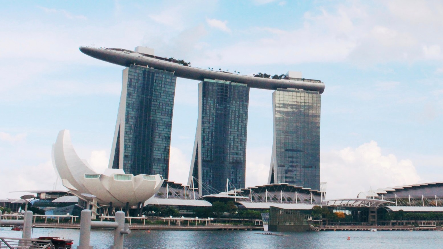 Hazy outlook for Singapore in August with wind-shifts and smoky hotspots detected in Indonesia
