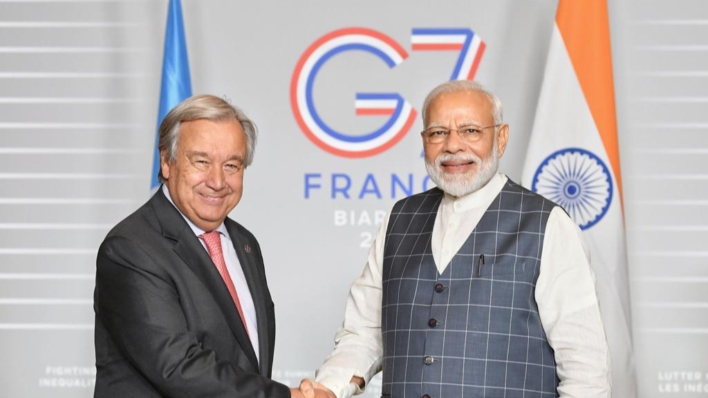 PM Modi in France for G7, meets world leaders