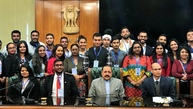 Foreign Ministry holds logo design contest for expats, prize is a trip to India