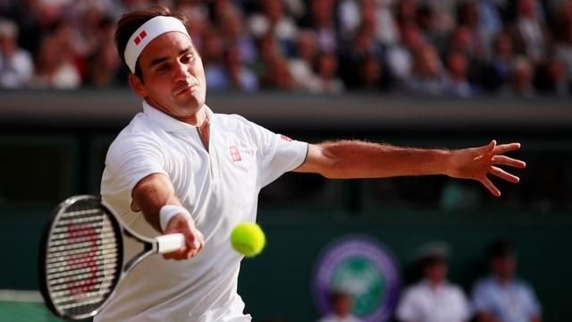 Federer asks for Bollywood film suggestions on Twitter