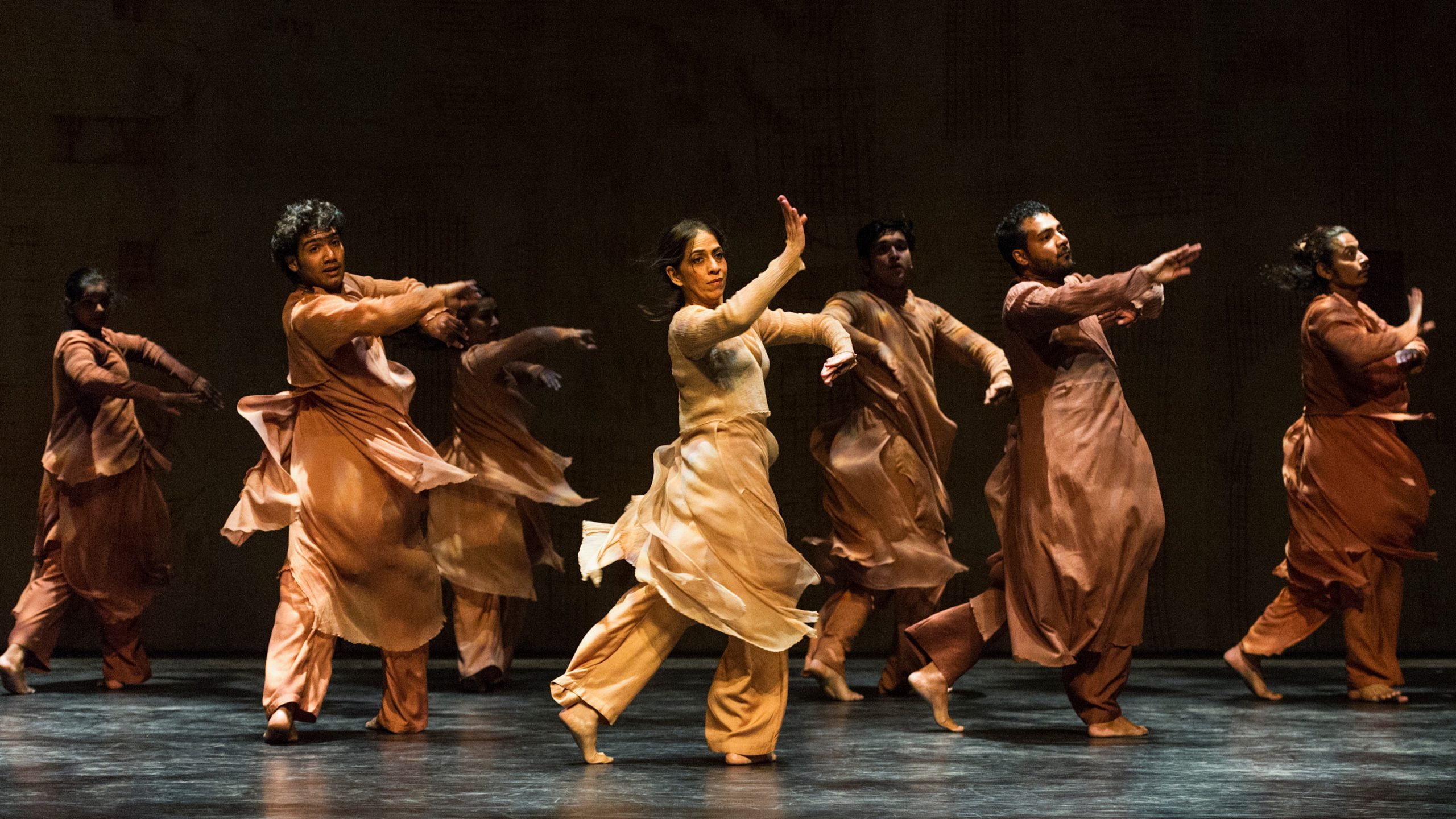 Aditi Mangaldas explores the human body through Inter_rupted