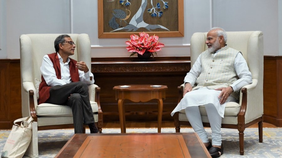 PM Modi meets Nobel laureate Abhijit Banerjee, tweets ‘India proud of his accomplishments’