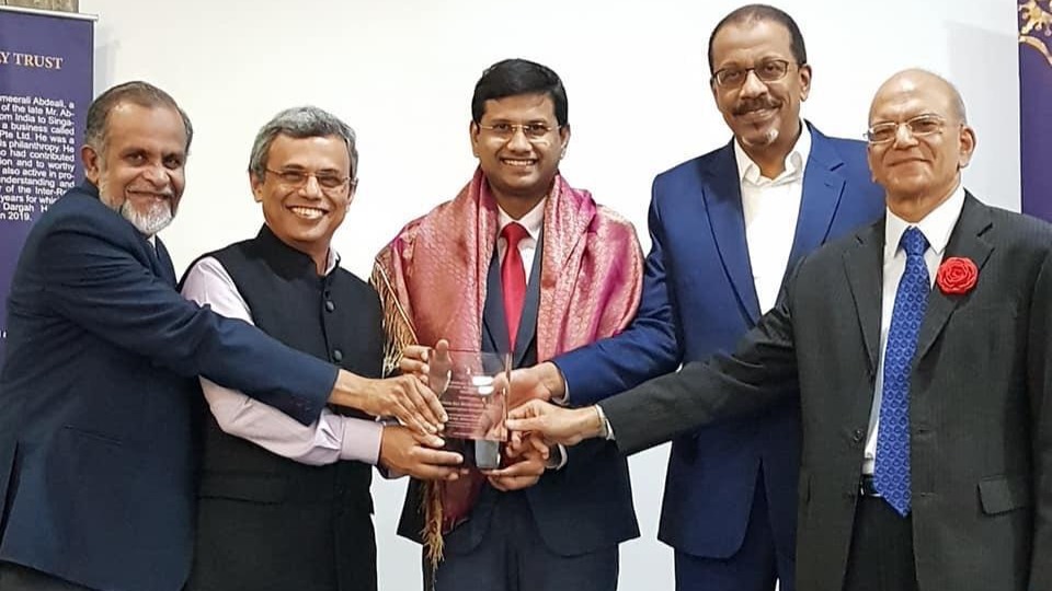Youngest NMP Mohamed Irshad honoured with 7th Abdeali Tayebali Lifetime Achievement Award