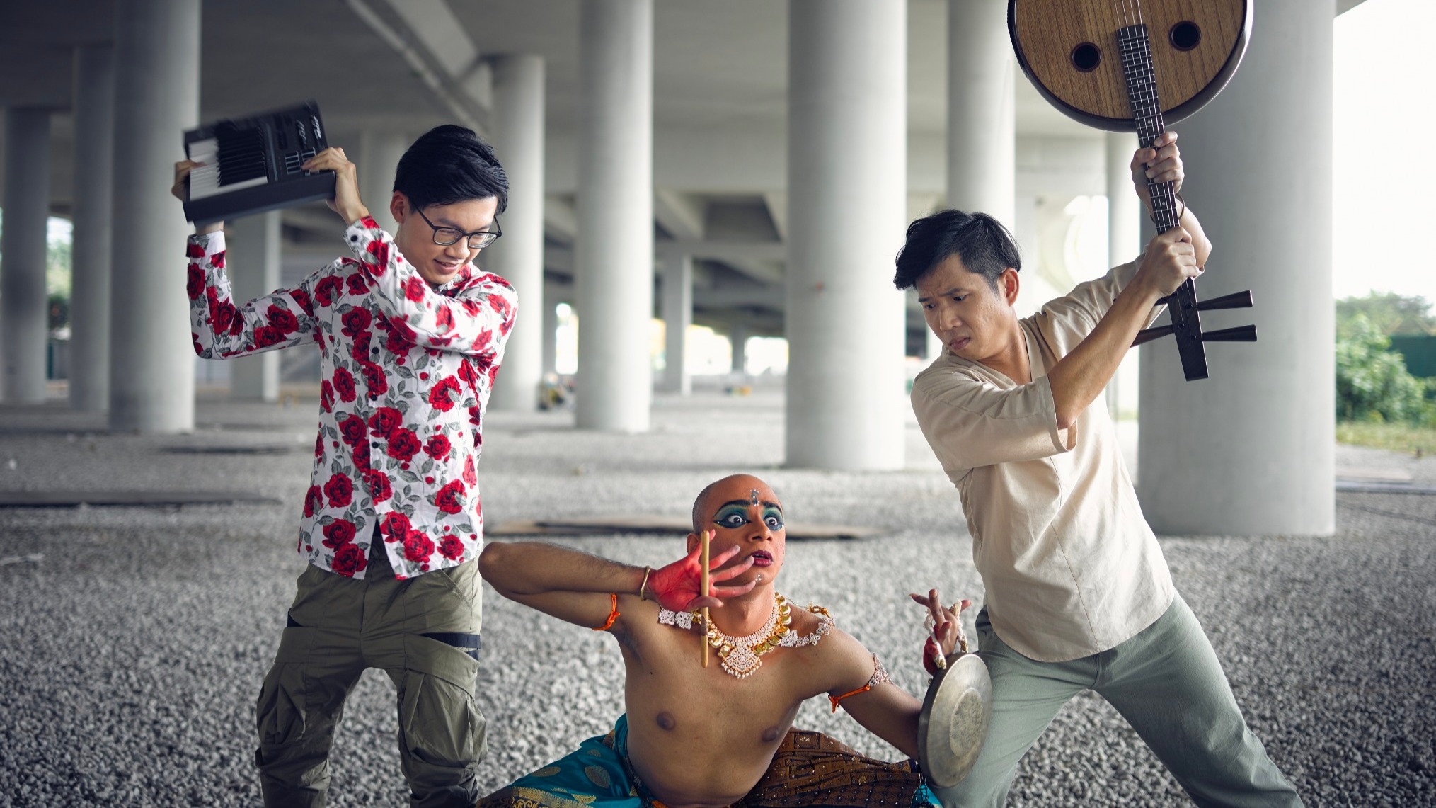 Night Walker: An intriguing blend of Bharatanatyam, Chinese string instrument Ruan and electronic music